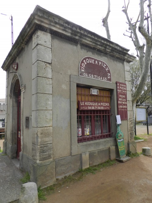 Carcassonne Pizza Kiosk