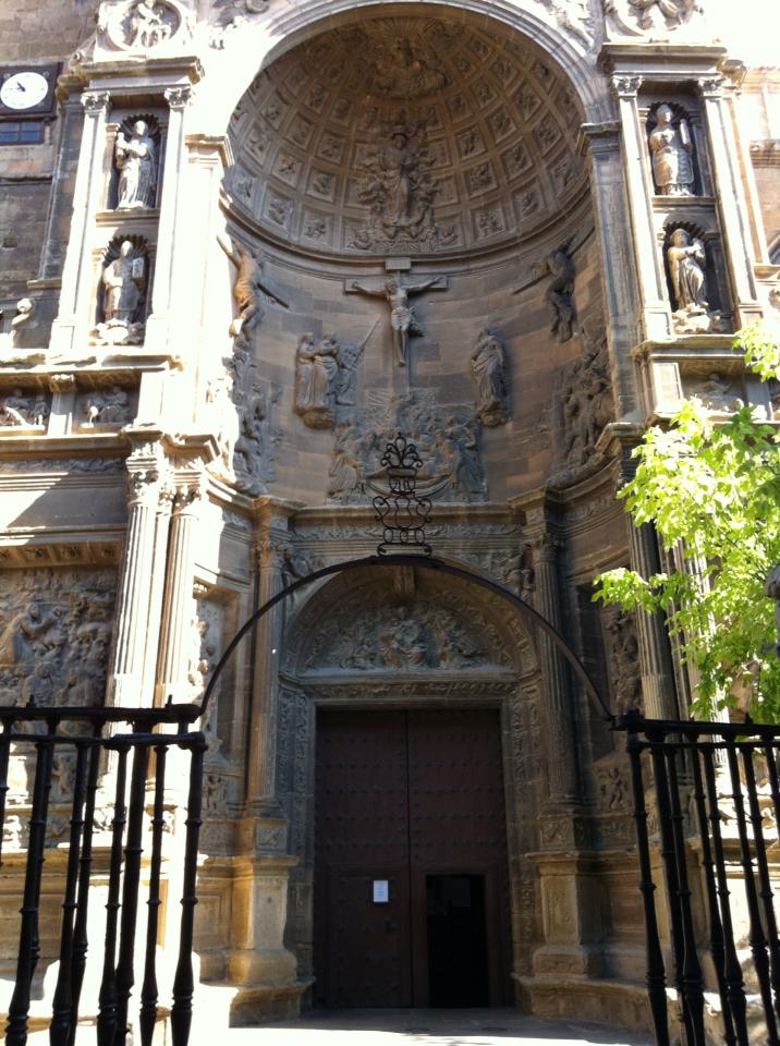 Portico of Catedral de Santa Maria de la Redonda, 14th century