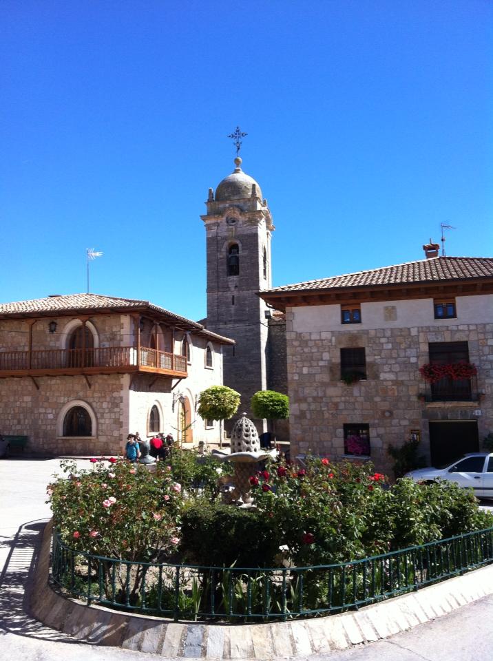 Town square, Rabe de las Calzados
