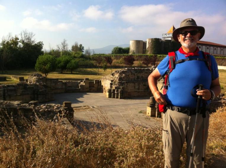 Alan at the ruins of San Juan de Acre, 12th century