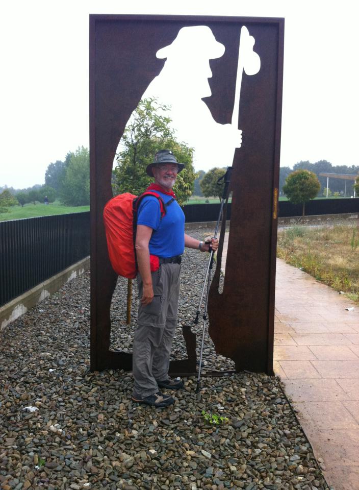 Alan posing with pilgrim sculpture near Ciruena