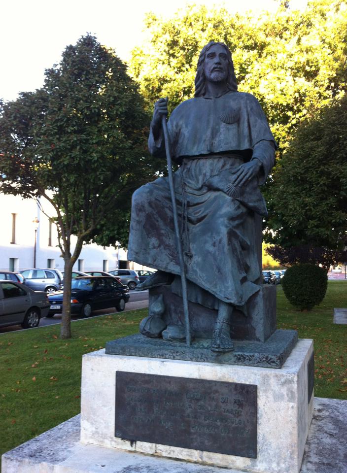 Pilgrim sculpture, El Parral Parque, Burgos