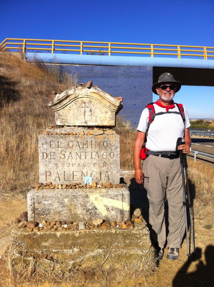 Alan at a Palencia province marker near Sahagun