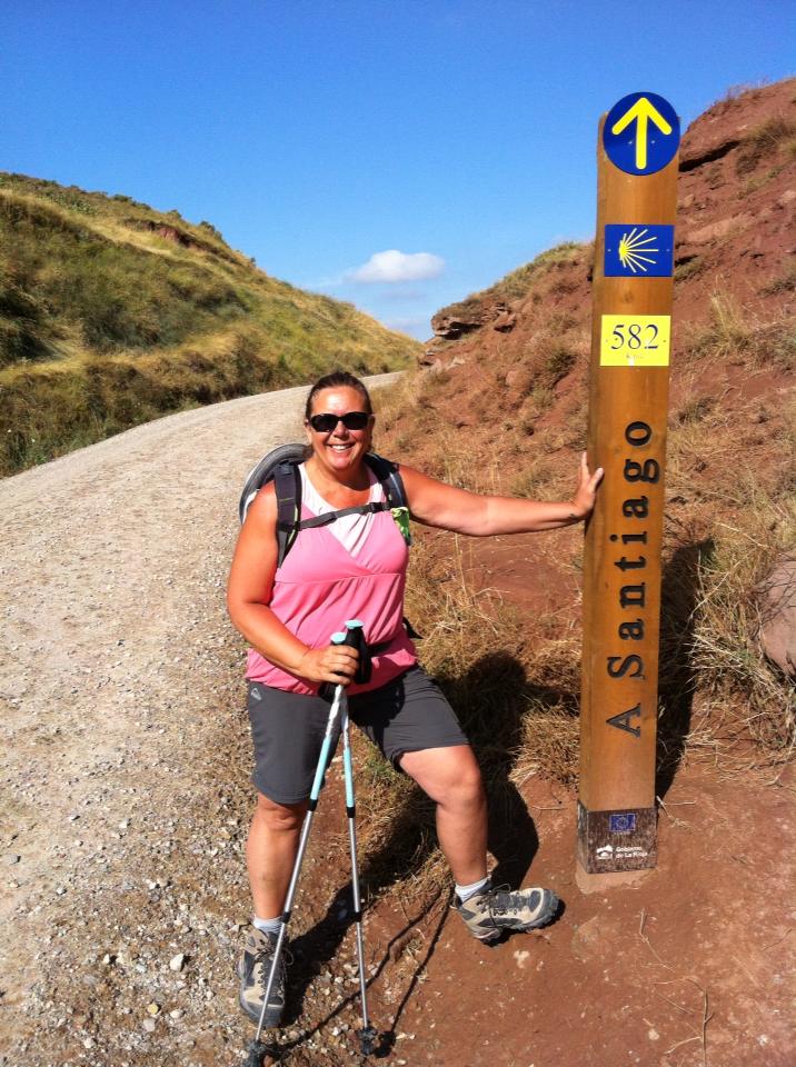 Tracy at the signpost in the Zona Natural outside of Najera