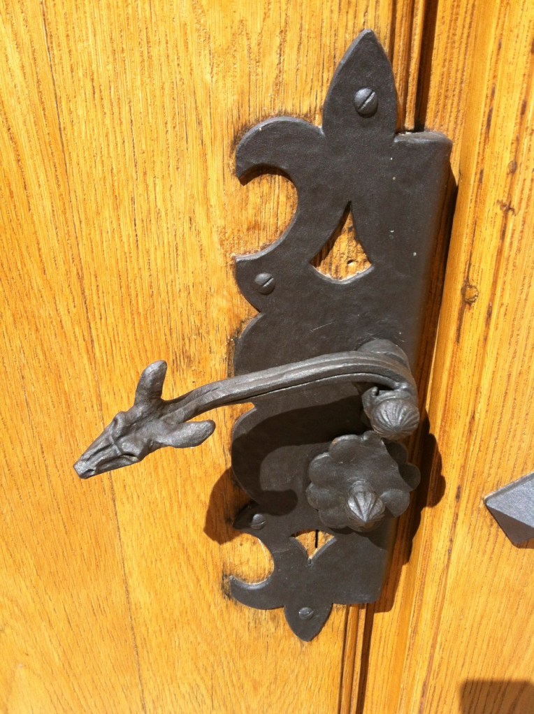 Door handle on one of the homes in Rabe de las Calzados
