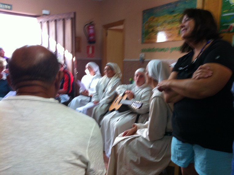 Singing nuns of the albergue Santa María, Carrion de los Condes