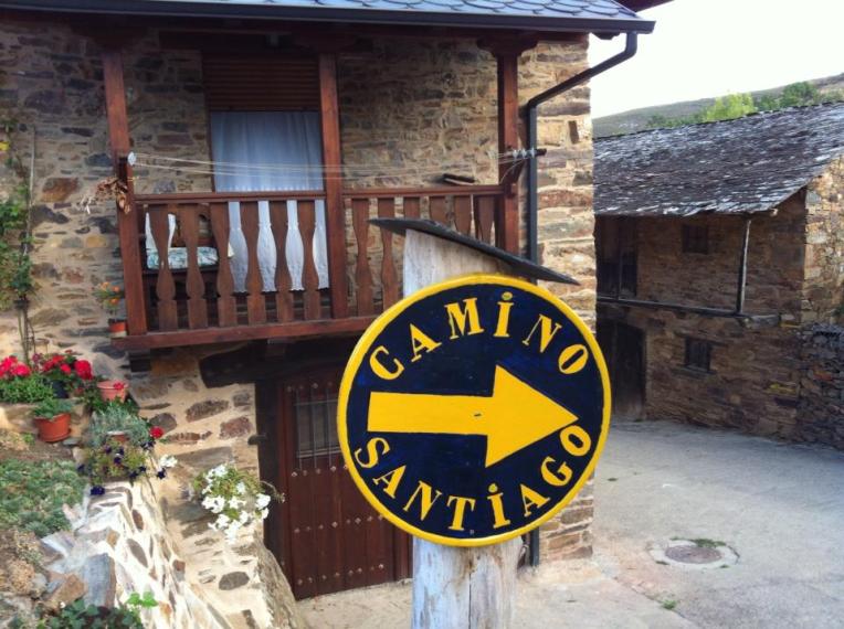 Camino marker Riego de Ambrós
