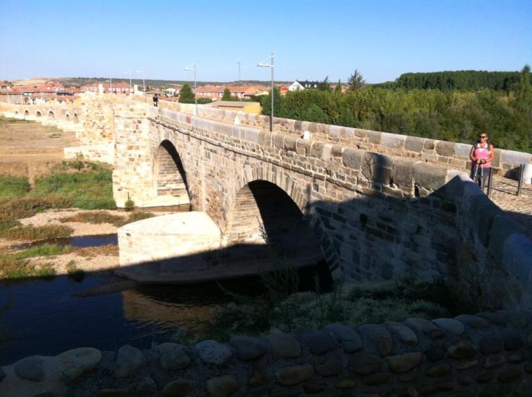 Puente de Orbigo, 13th century bridge built over earlier Roman bridge which saw the battle between the Visigoths and Swabians in 452, Hospital de Orbiga