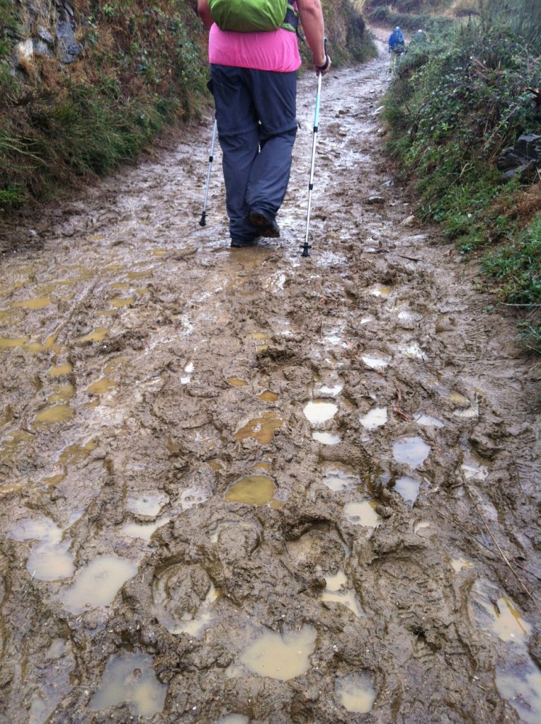 Nothing but muck, climbing to O’Cebreiro