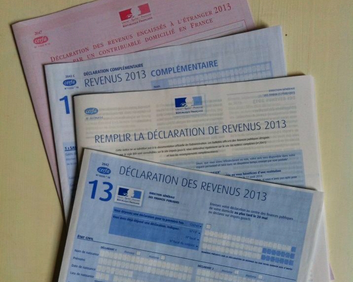 Declaration  des Revenus Forms and Directions