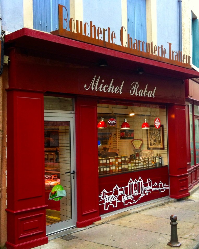 Michele Rabat artisan boucherie charcutier traiteur (butcher shop) at the end of our block on Rue du Pont Vieux.