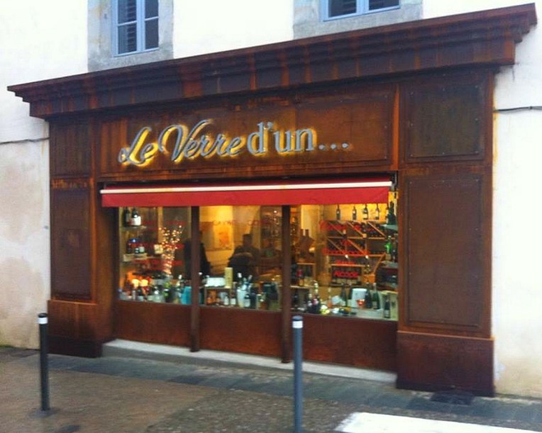 The iron façade of wine bar, Le Verre d'Un, on Rue de Verdun.