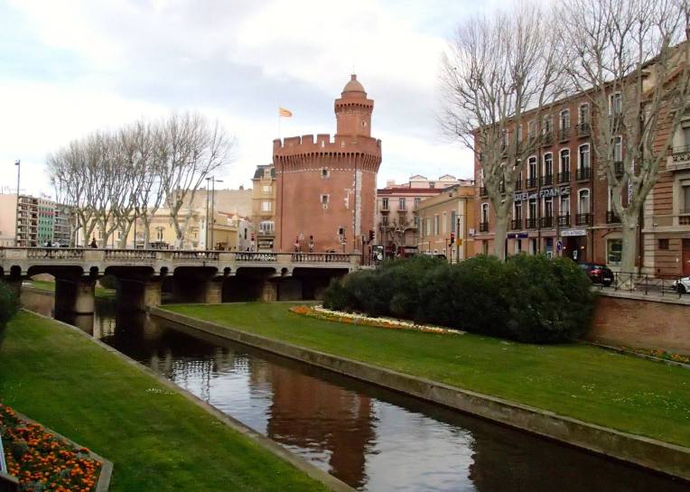 The Bassa river and the Castillet in Perpignan
