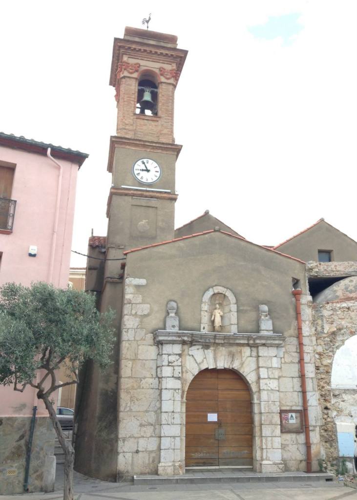 The church in Salses-les-Chateau.